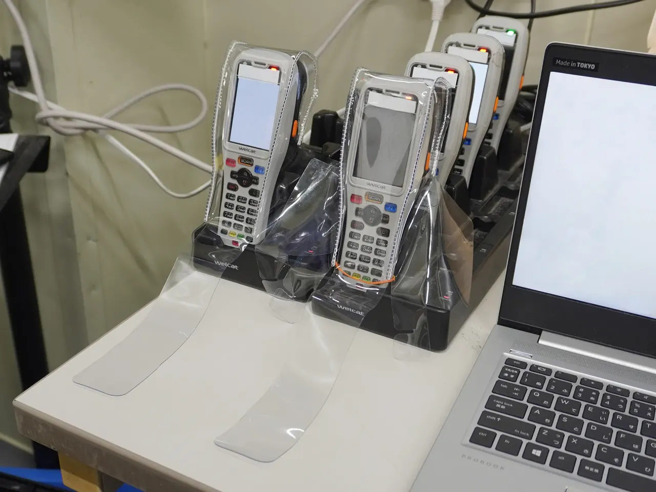 いれもん通信261号～透明ハンディターミナルカバー（物流倉庫用）～ 